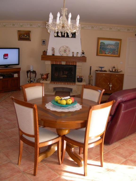 B&B Villa Les Tamaris Régusse Esterno foto