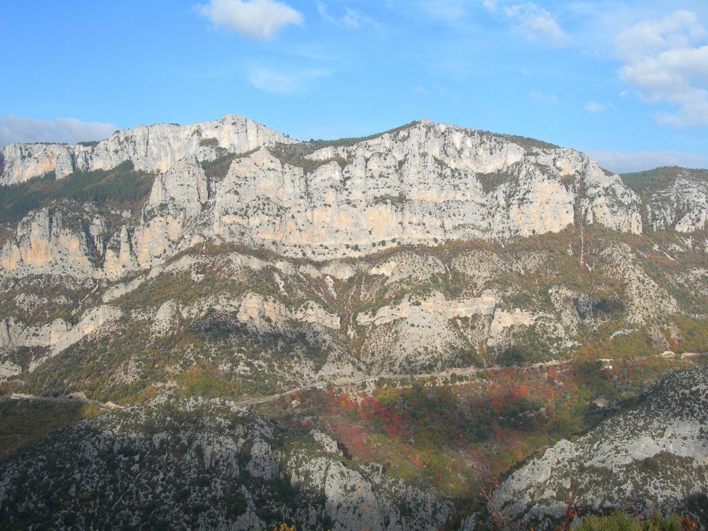 B&B Villa Les Tamaris Régusse Esterno foto