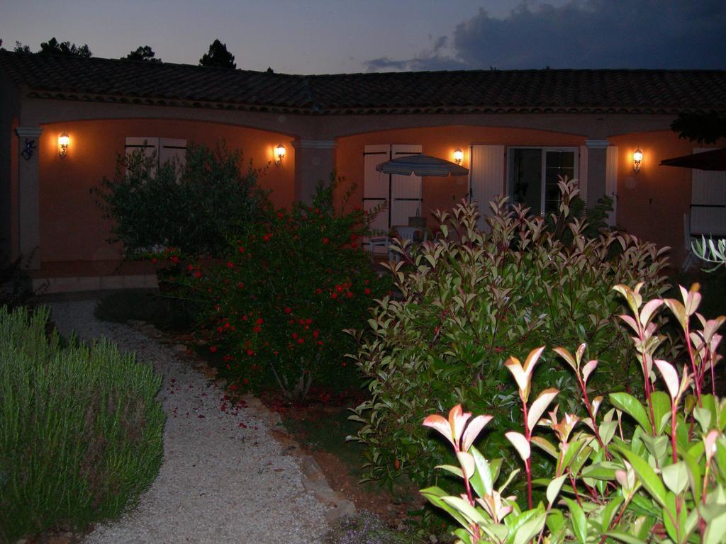 B&B Villa Les Tamaris Régusse Esterno foto