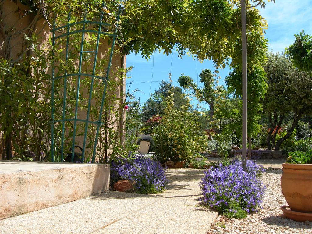 B&B Villa Les Tamaris Régusse Esterno foto