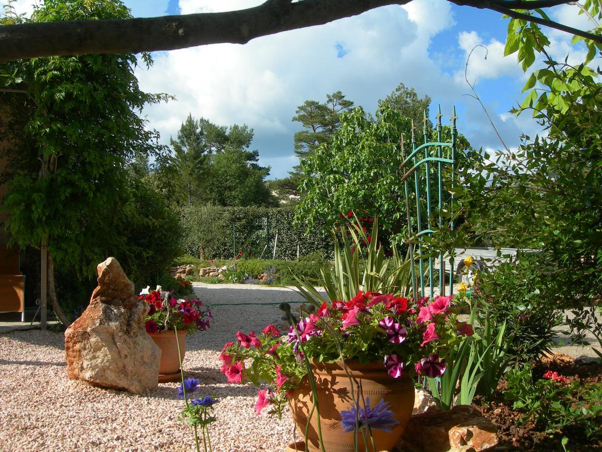 B&B Villa Les Tamaris Régusse Esterno foto